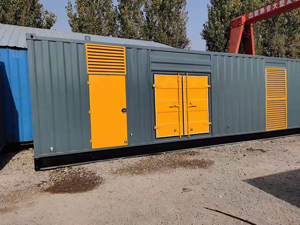 拉孜300kw 柴油发电机组用多大的空气开关？