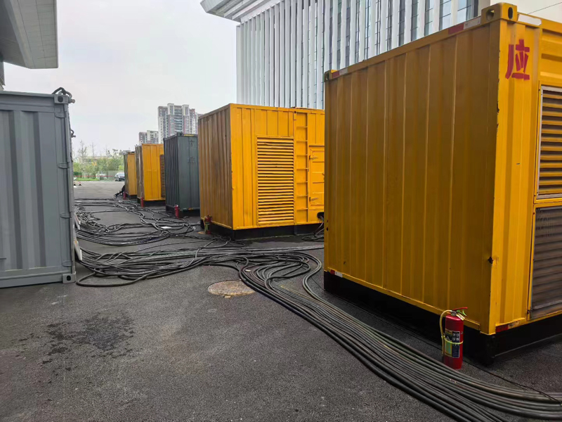 拉孜不同季节柴油发电机组保养有哪些注意事项?